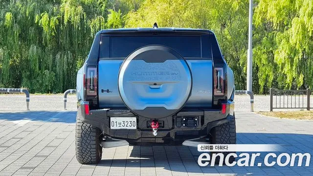 GMC Hummer EV — Фото автомобиля 4