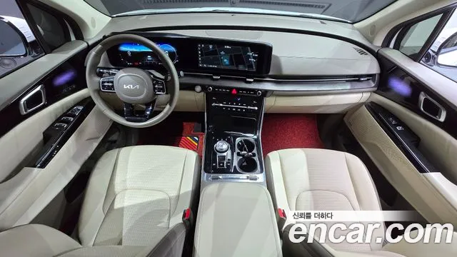 Kia Carnival Generation 4 — Фото автомобиля 7