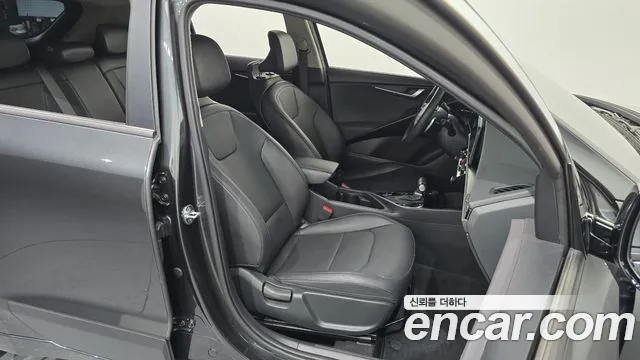 Kia Niro The All New Niro Trendy — Фото автомобиля 25