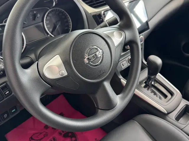 Nissan Sylphy — Фото автомобиля 5