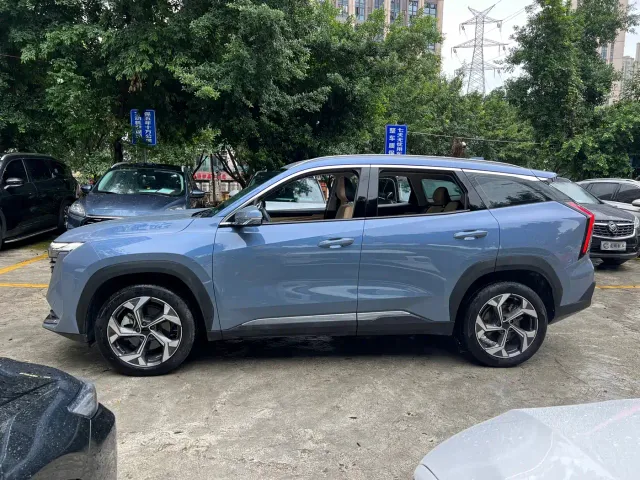 Geely Boyue L — Фото автомобиля 6