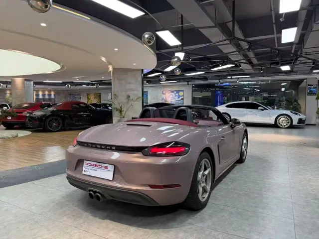 Porsche 718 — Фото автомобиля 7