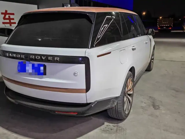 Land Rover Range Rover — Фото автомобиля 7