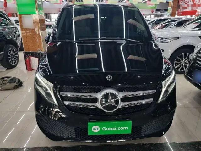 Mercedes-Benz V-Class — Фото автомобиля 2