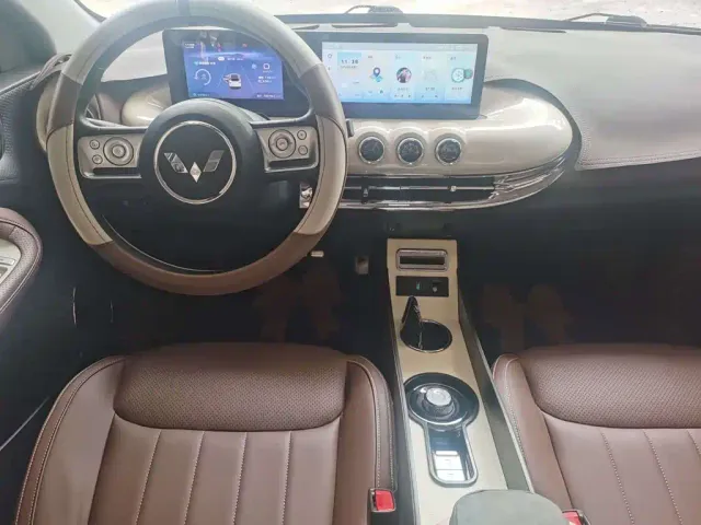 Wuling Bingo — Фото автомобиля 5