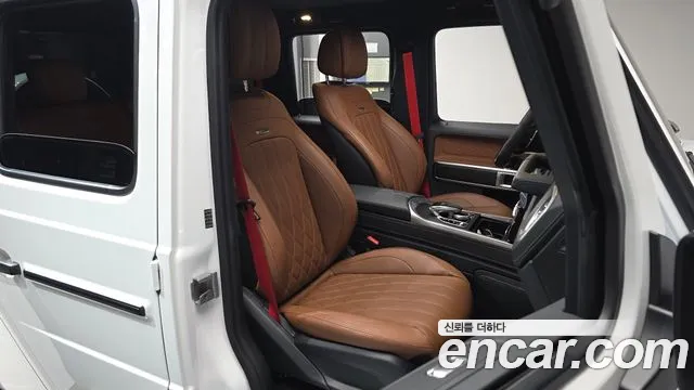 Mercedes-Benz G-Class — Фото автомобиля 12