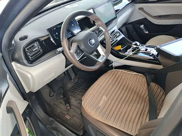 BYD Qin PLUS — Фото автомобиля 14