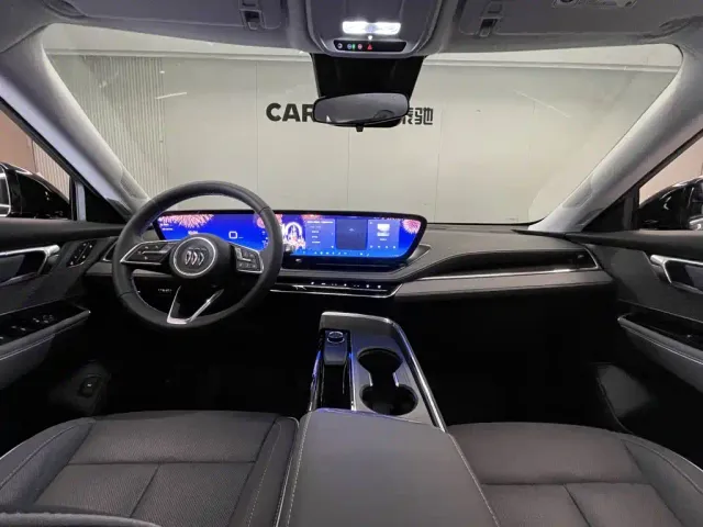Buick E5 — Фото автомобиля 13