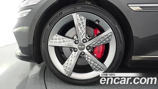 Genesis G80 RG3 — Фото автомобиля 5