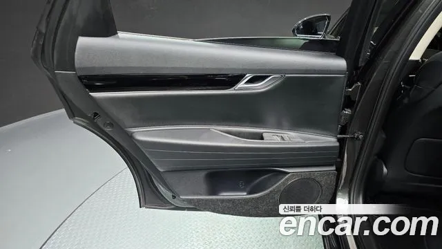 Genesis G80 RG3 — Фото автомобиля 14