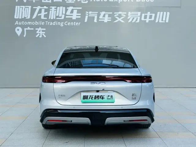 BYD Han L — Фото автомобиля 5