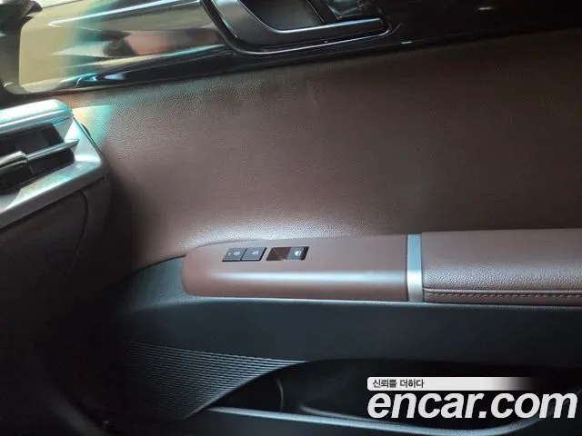 Hyundai Grandeur GN7 — Фото автомобиля 14