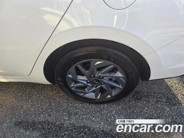 Hyundai Avante CN7 — Фото автомобиля 19