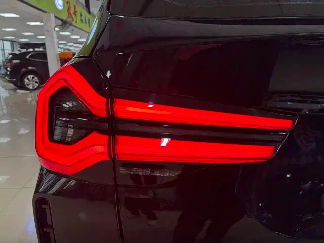 BMW X3 — Фото автомобиля 14