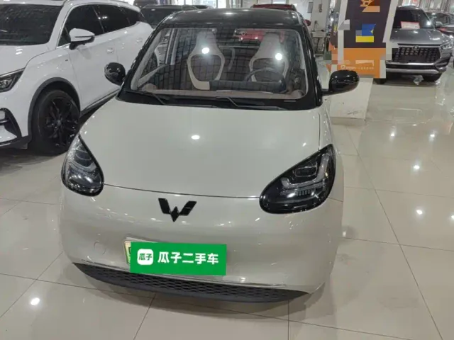 Wuling Bingo — Фото автомобиля 2