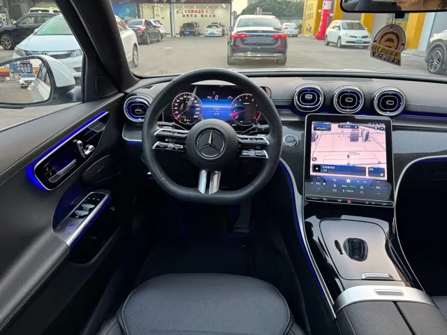 Mercedes-Benz C-Class — Фото автомобиля 8