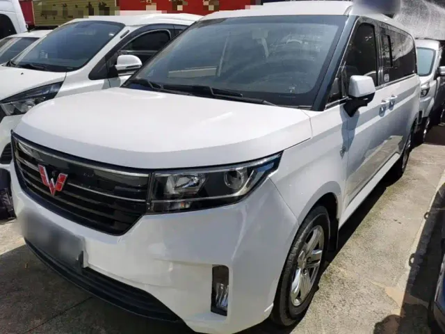 Фотография автомобиля — Wuling Zhengcheng