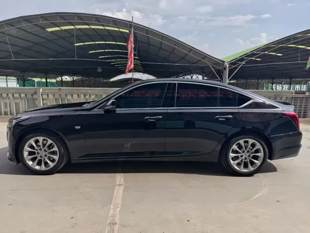 Cadillac CT5 — Фото автомобиля 6