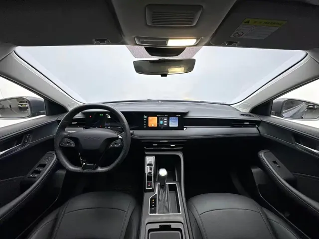 Roewe i5 — Фото автомобиля 4