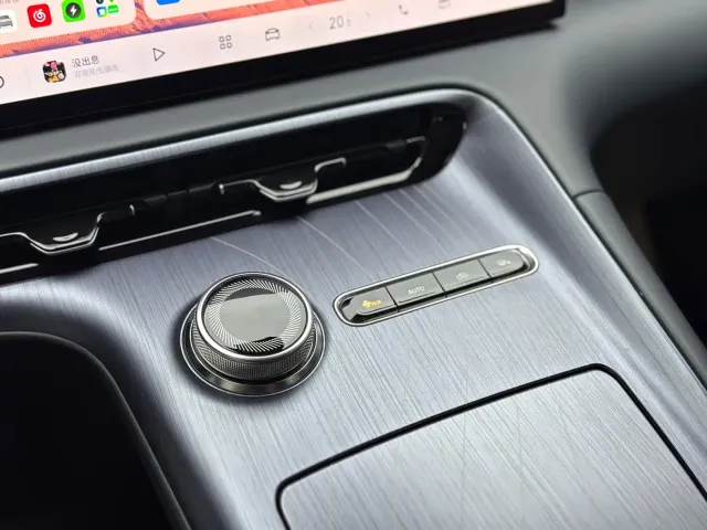 Geely Galaxy E5 — Фото автомобиля 22