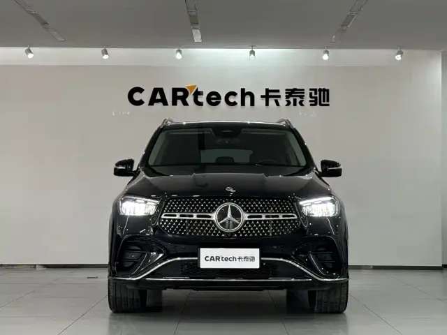 Mercedes-Benz GLE-Class — Фото автомобиля 3