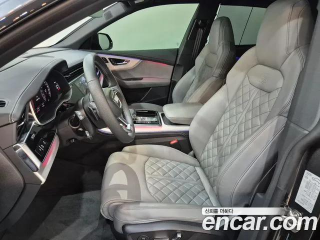 Audi Q8 55 TFSI quattro Premium — Фото автомобиля 10