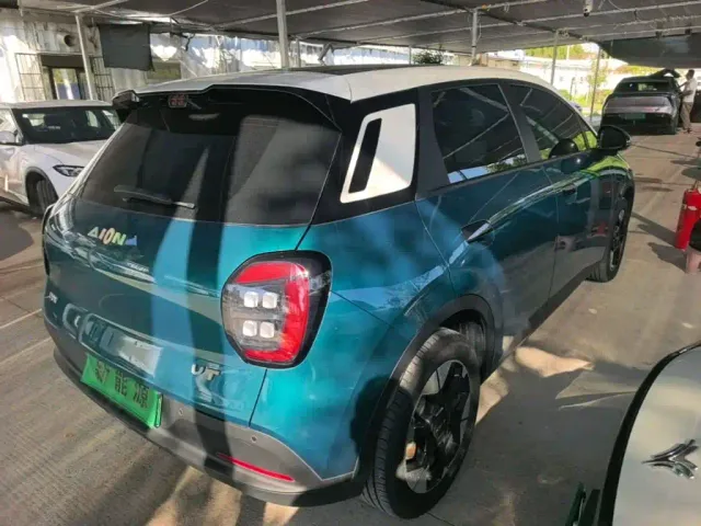 GAC Aion UT — Фото автомобиля 6