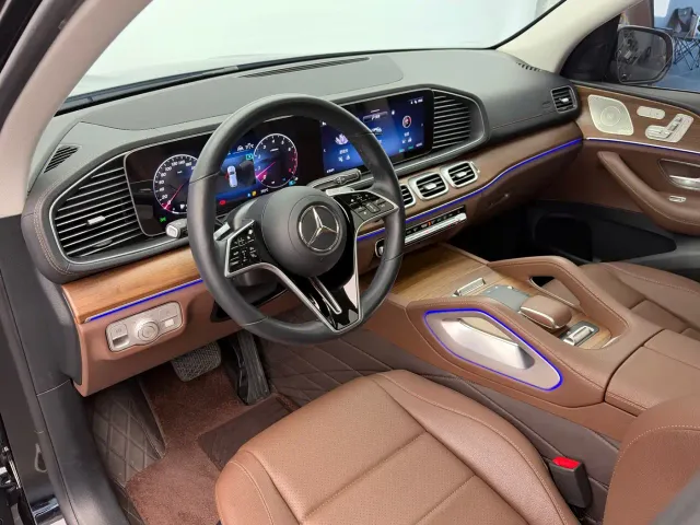 Mercedes-Benz GLE-Class — Фото автомобиля 10