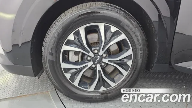Kia Carnival 4th Gen — Фото автомобиля 5