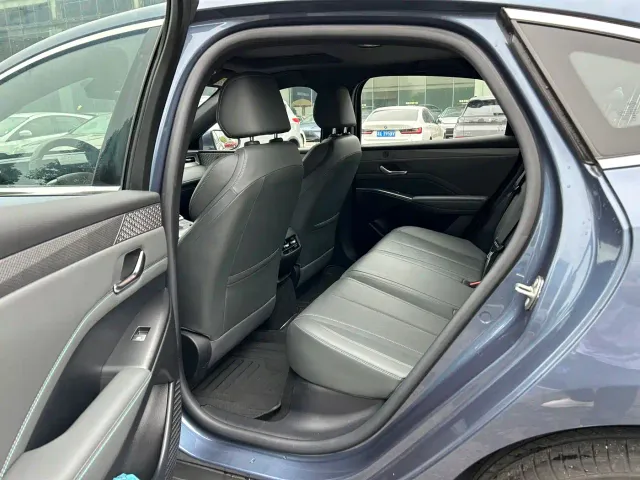 BYD Qin PLUS — Фото автомобиля 7
