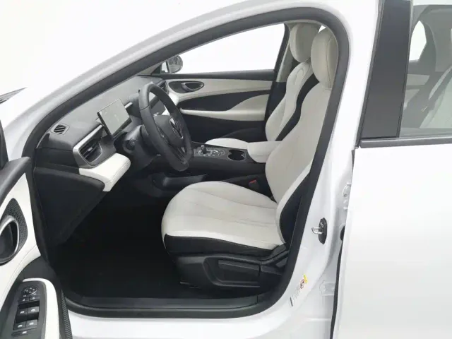 BYD Seal 05 DM-i — Фото автомобиля 10