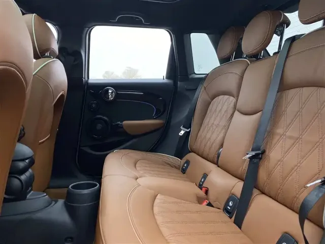 MINI Hatch — Фото автомобиля 8