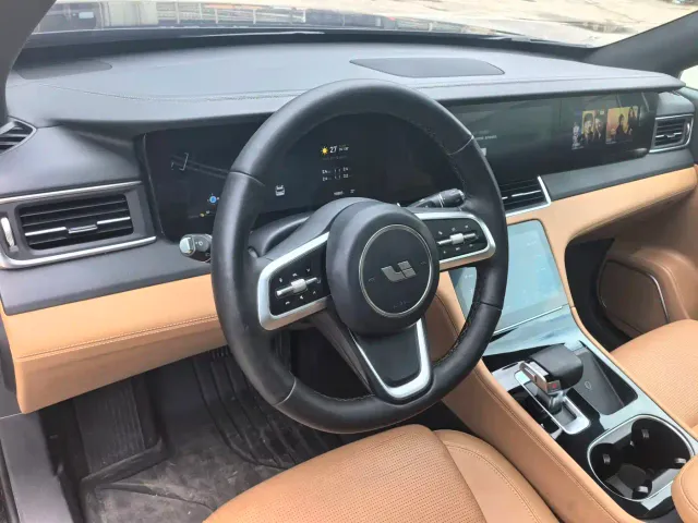 Li Auto ONE — Фото автомобиля 14