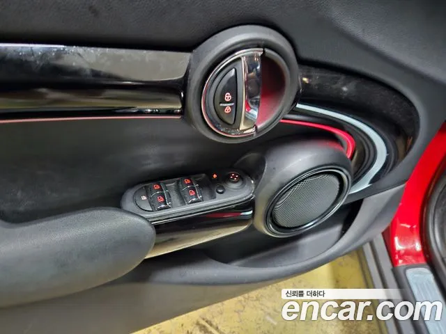 MINI Cooper — Фото автомобиля 8