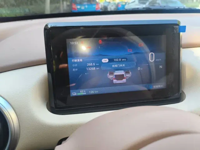 Wuling Hongguang Mini EV — Фото автомобиля 8