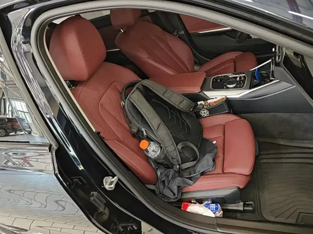 BMW 3 Series — Фото автомобиля 24
