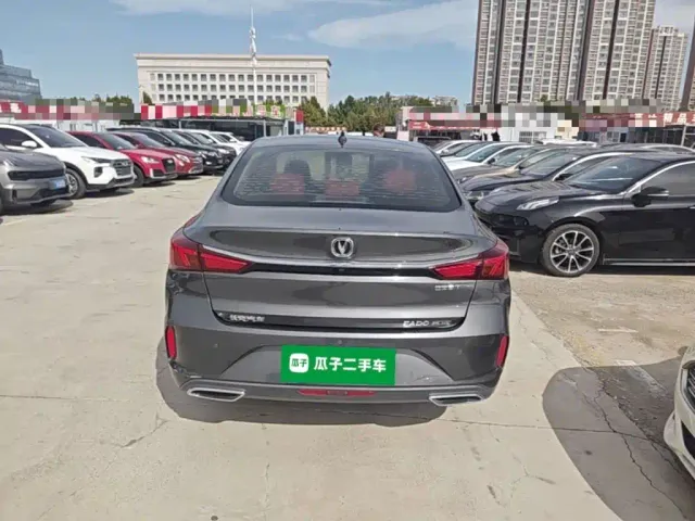 Changan Eado — Фото автомобиля 5