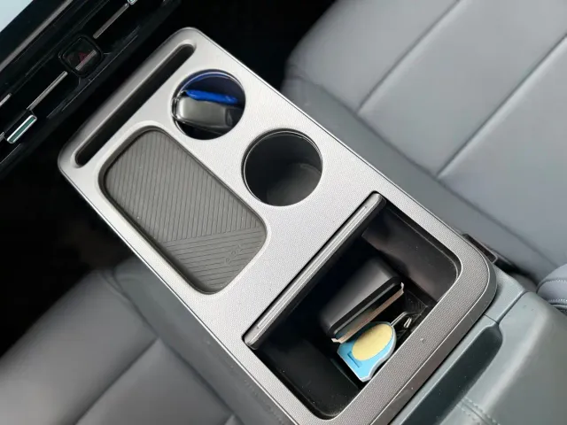 GAC Aion Y — Фото автомобиля 16