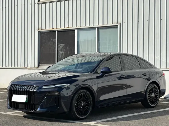 Фотография автомобиля — Roewe M7 DMH