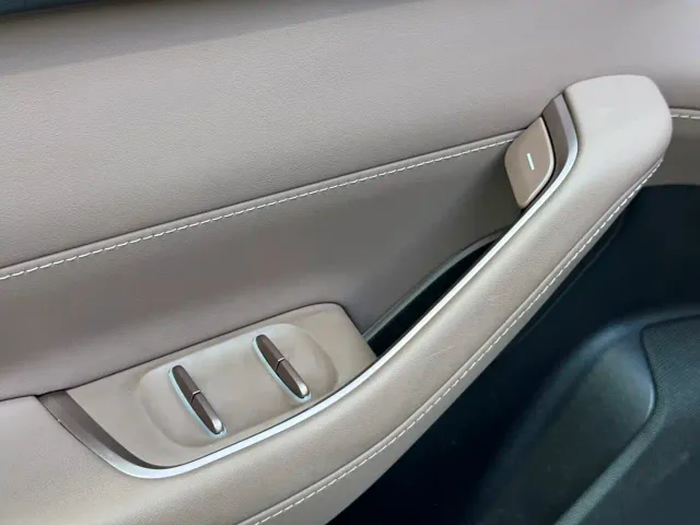 Nio EC6 — Фото автомобиля 10