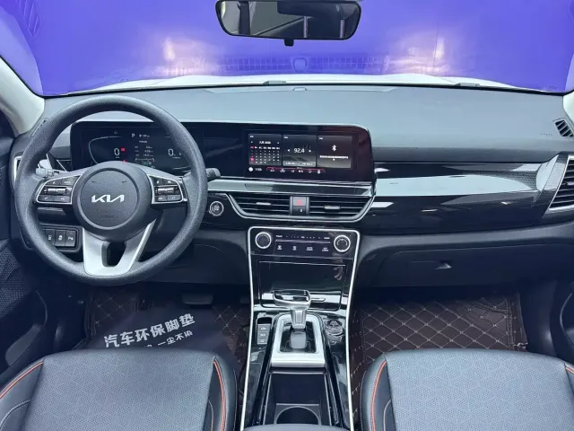 Kia Seltos — Фото автомобиля 23