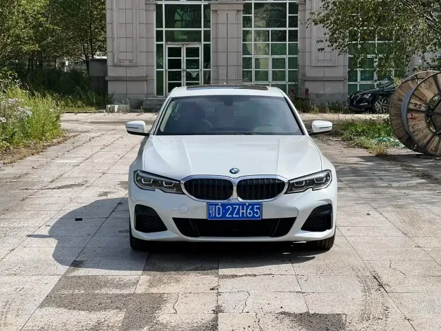 BMW BMW 3 Series 2023 320Li M Sport Package — Фото автомобиля 2