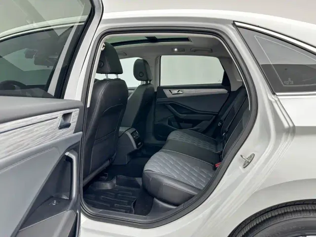 Volkswagen Sagitar — Фото автомобиля 19