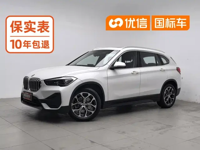 Фотография автомобиля — BMW X1