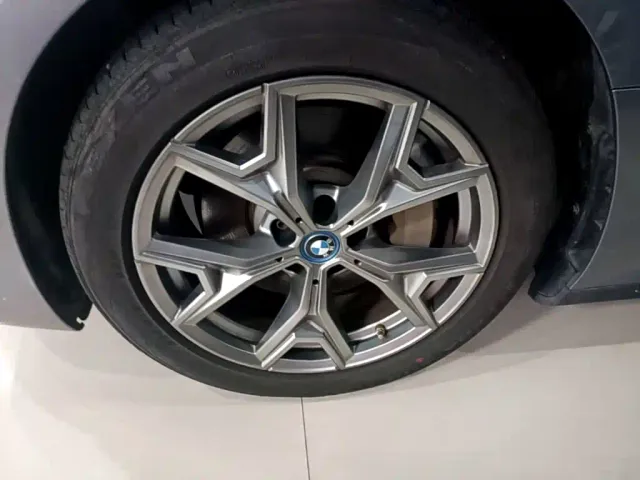 BMW i3 — Фото автомобиля 22