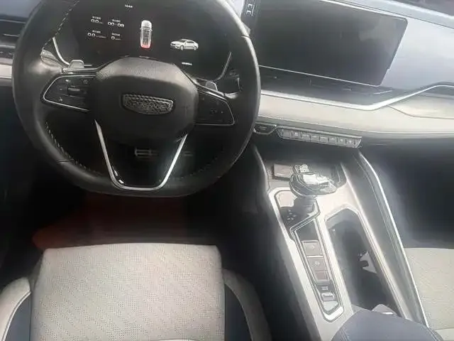 Geely Xingrui — Фото автомобиля 5