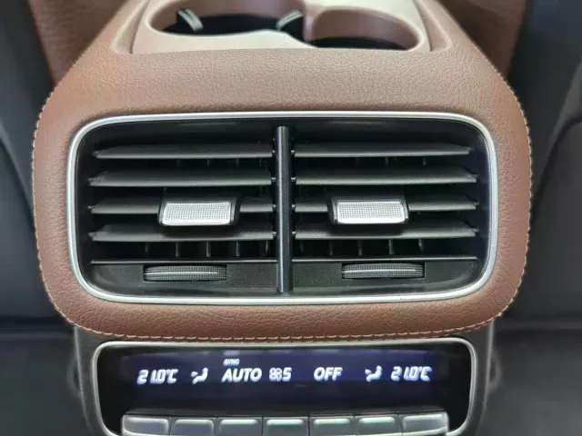Mercedes-Benz GLS-Class — Фото автомобиля 7