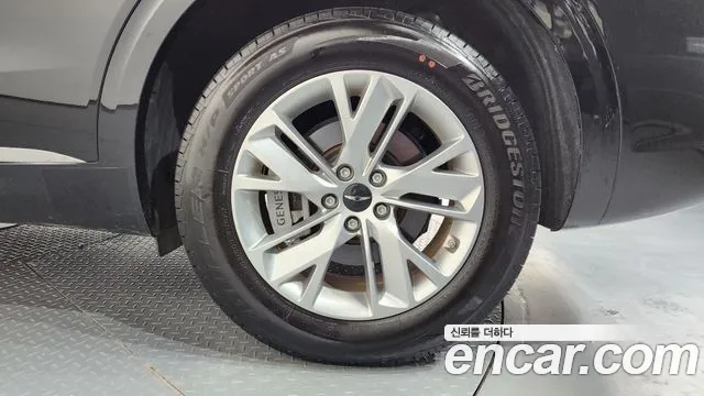 Genesis GV70 — Фото автомобиля 21