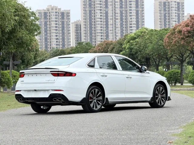 Geely Xingrui — Фото автомобиля 23