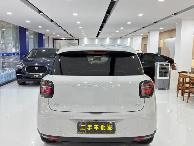 Leapmotor A10 — Фото автомобиля 8